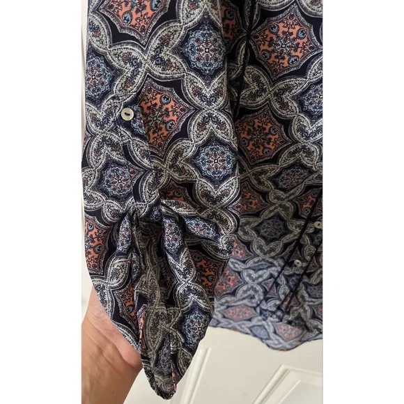 DR2 Women’s Large Blue & Salmon Pink Paisley Bohemian Button Up Blouse. - Picture 4 of 11